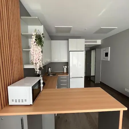 Apartment Luxe Residance In International Financial Center, Close To Watergarden Mall