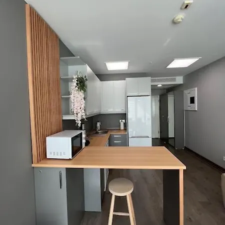 Luxe Residance In International Financial Center, Close To Watergarden Mall Apartment