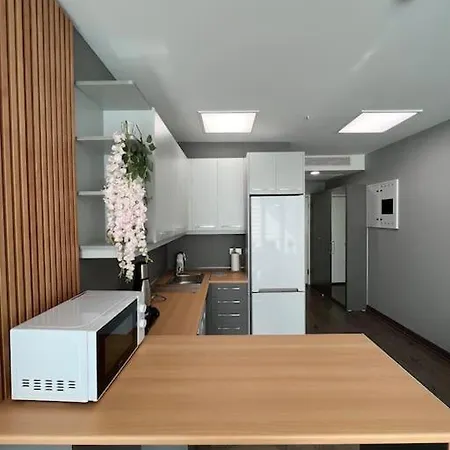 アパート Luxe Residance In International Financial Center, Close To Watergarden Mall *